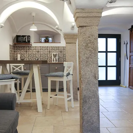 Kuhstall Apartment *