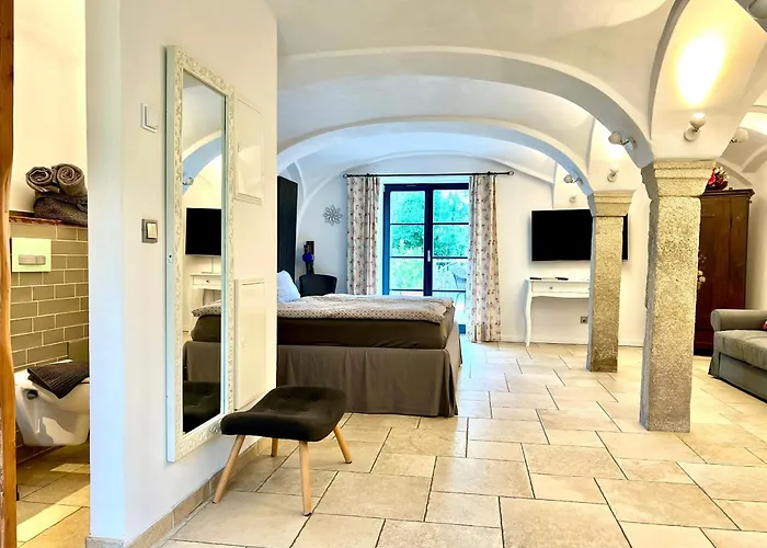 Kuhstall Apartment *